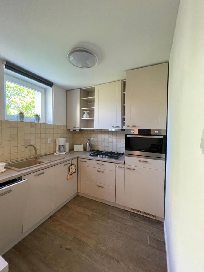 Al-Dom Apartamenty Apartament Zaciszny Kolobrzeg Exterior photo